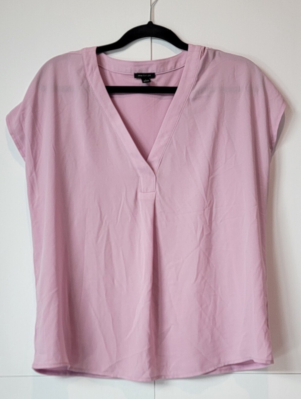 Ann Taylor Pink V-Neck Cap Sleeve Blouse Women's Medium Career Office Top Size S